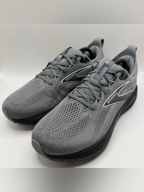 Brooks Glycerin 22 Men’s Running Shoes Size 10.5 (2E) Wide Gray Black Excellent